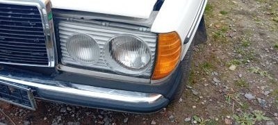 Levé přední světlo w123